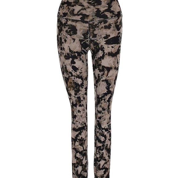 Lululemon black Camo leggings - Picture 1 of 3